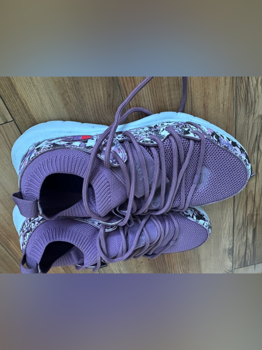 Champion Women's Mauve Knit Athletic Sneakers